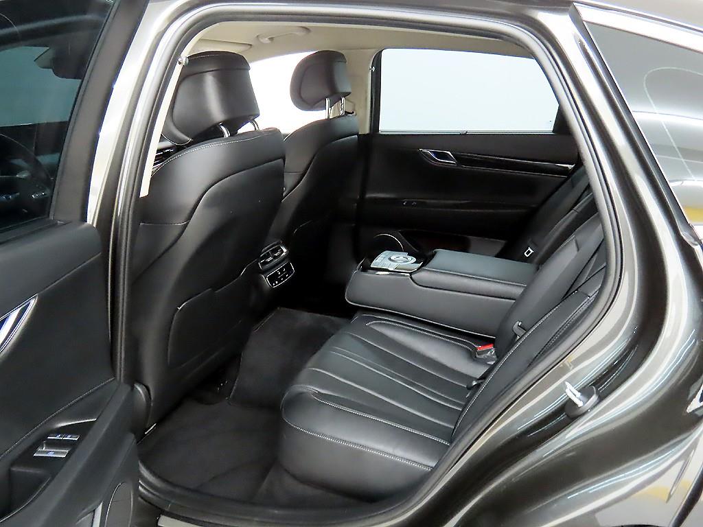 Genesis G80 - Vista 6