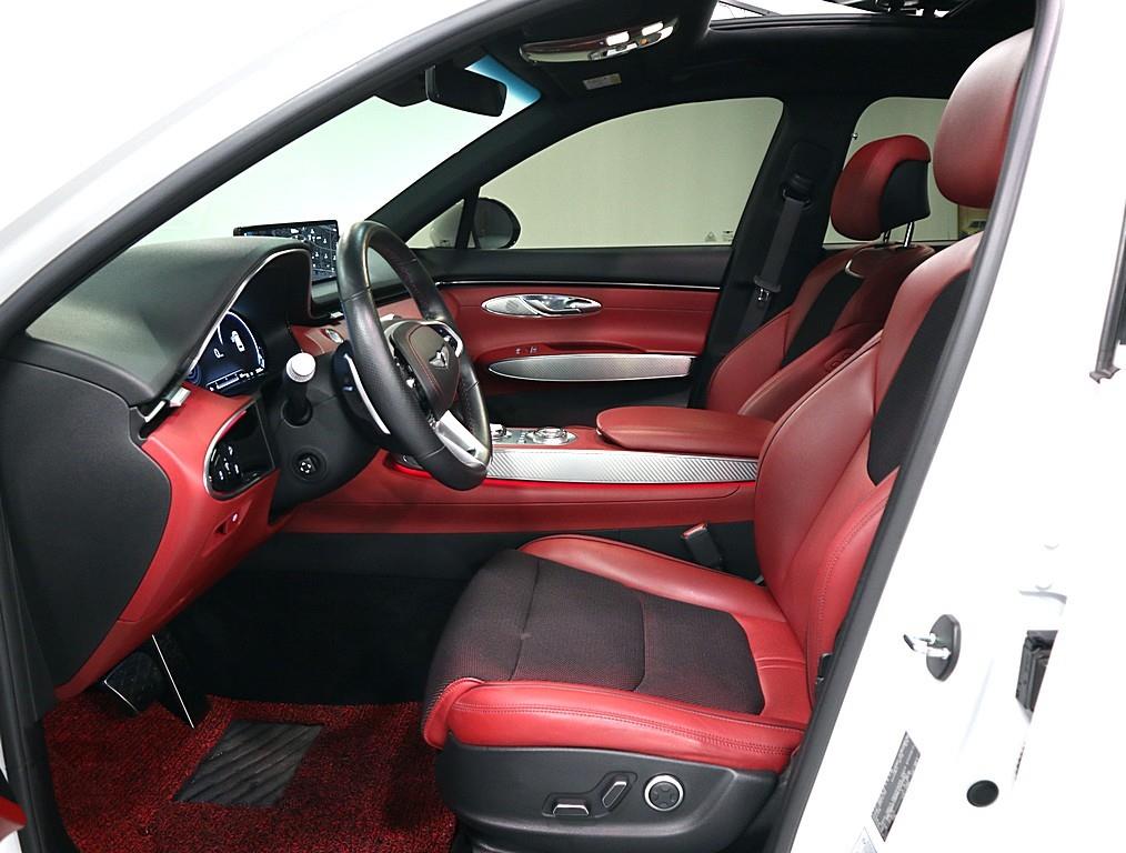 Genesis GV70 - Vista 12