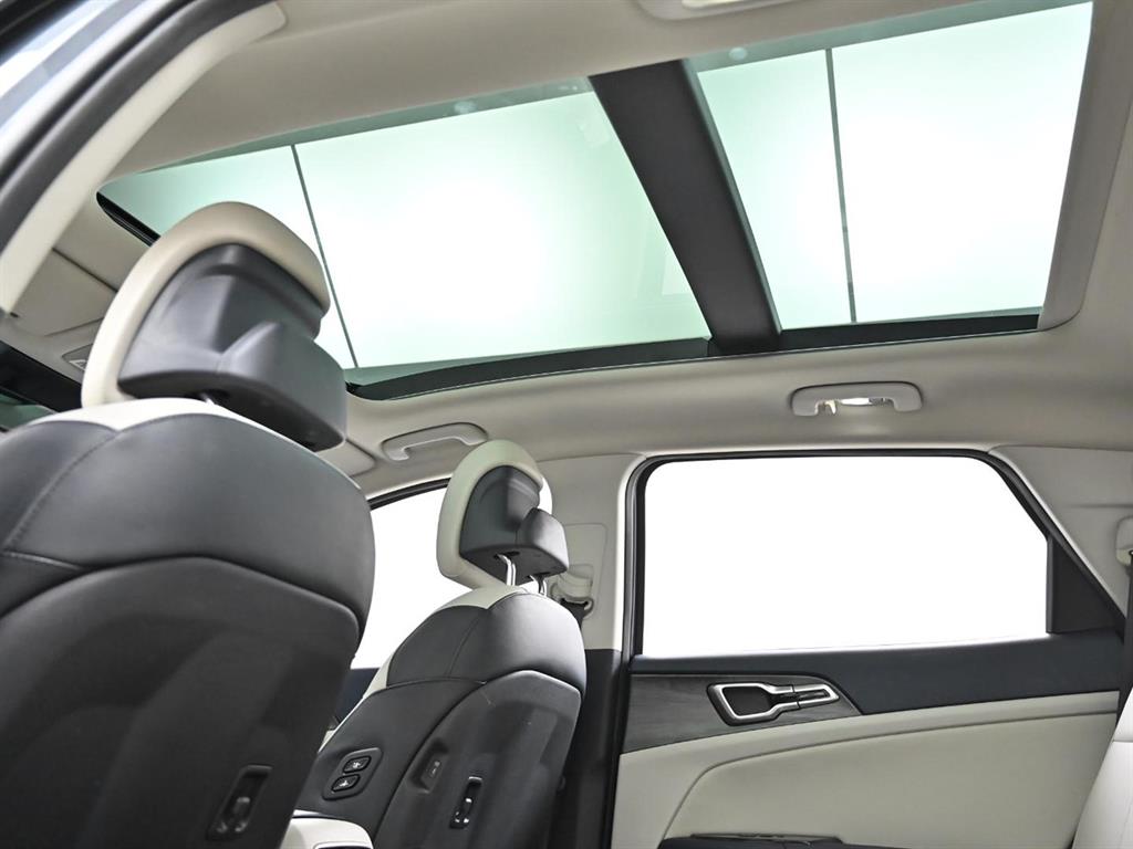 KIA Sportage - Vista 5