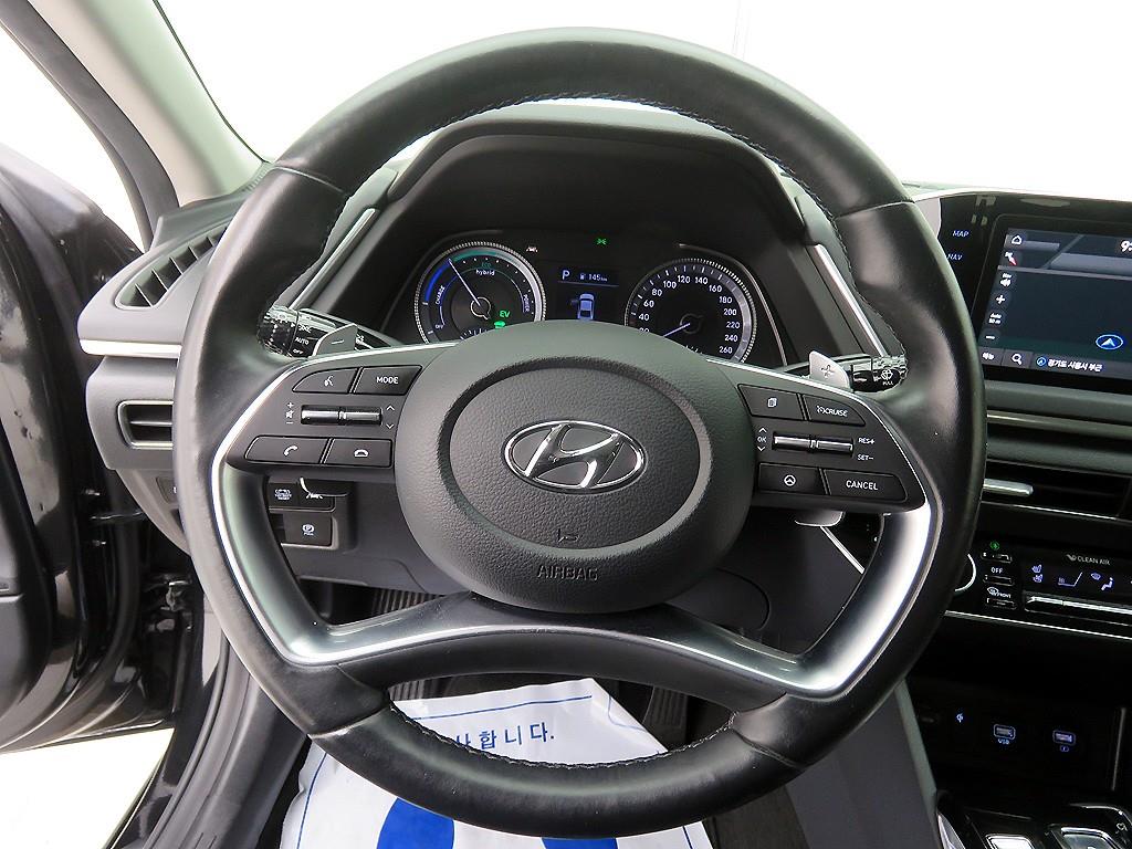 HYUNDAI Sonata - Vista 10