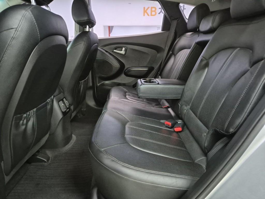 HYUNDAI Tucson 2015 Plateado - Importación desde Corea - HF Imports Iquique - Foto 19