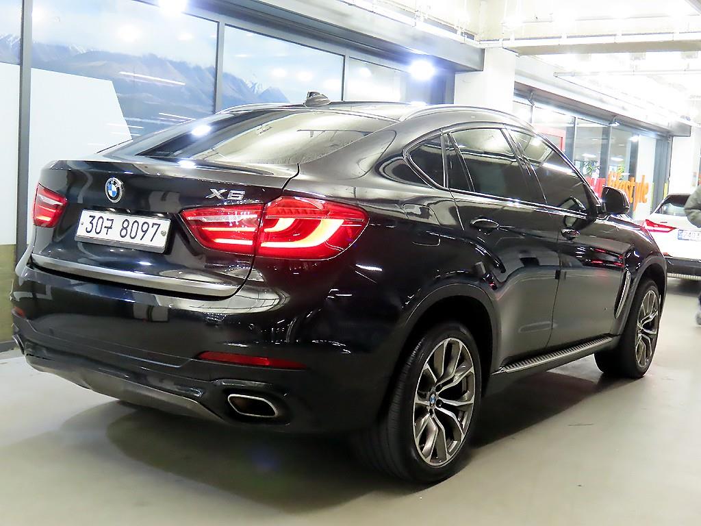 BMW X6 - Vista 4