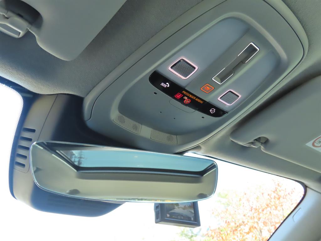 Volvo XC40 2024 Azul - Importación desde Corea - HF Imports Iquique - Foto 9