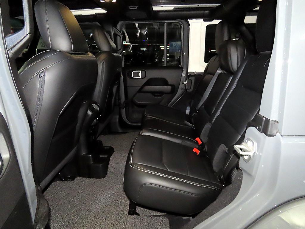 Jeep Wrangler - Vista 7