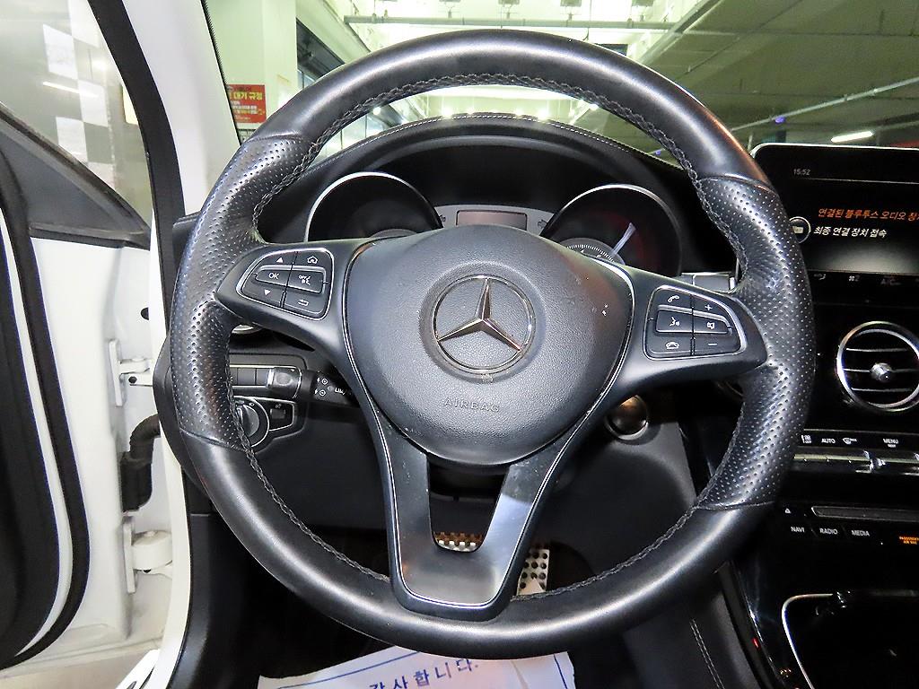 Mercedes Benz GLC Class - Vista 8