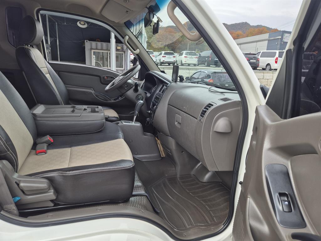 Small Truck Normal Box(Low Deck) 2019 Blanco - Importación desde Corea - HF Imports Iquique - Foto 15