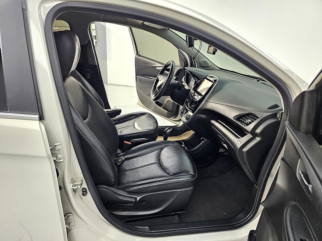 Chevrolet Spark - Vista 11