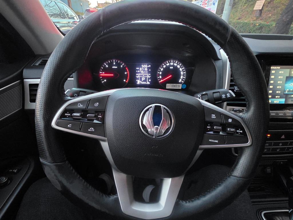 Ssangyong Rexton - Vista 8