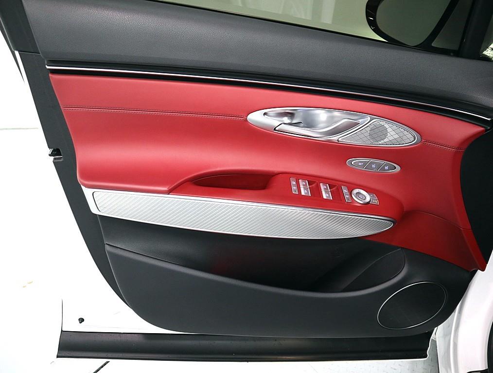 Genesis GV70 2022 Blanco - Importación desde Corea - HF Imports Iquique - Foto 14