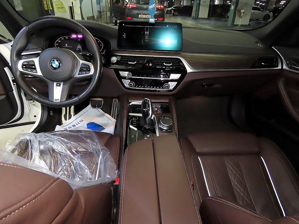 BMW 5 Series - Vista 10