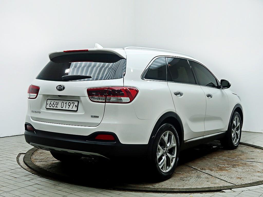KIA Sorento - Vista 7