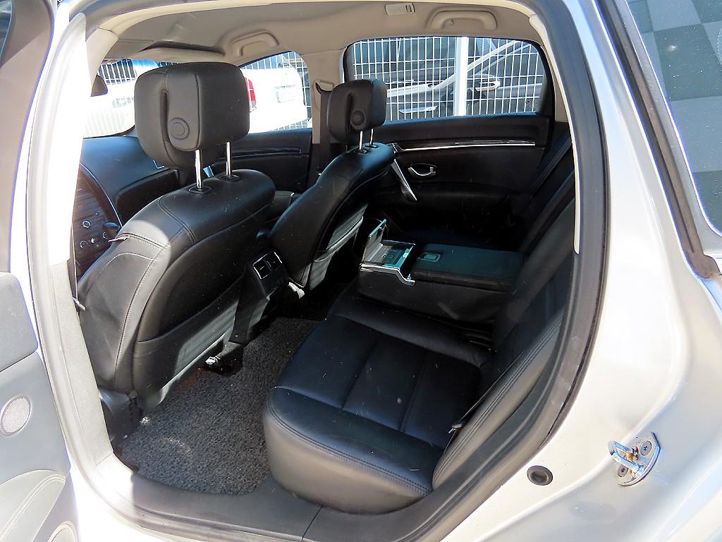 SAMSUNG SM7 - Vista 6