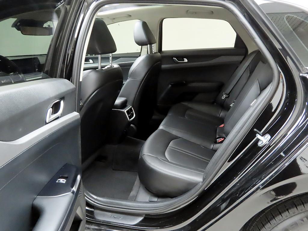 KIA K5 2022 Negro - Importación desde Corea - HF Imports Iquique - Foto 13