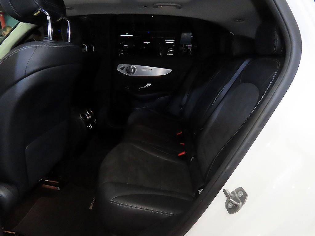 Mercedes Benz GLC Class - Vista 7