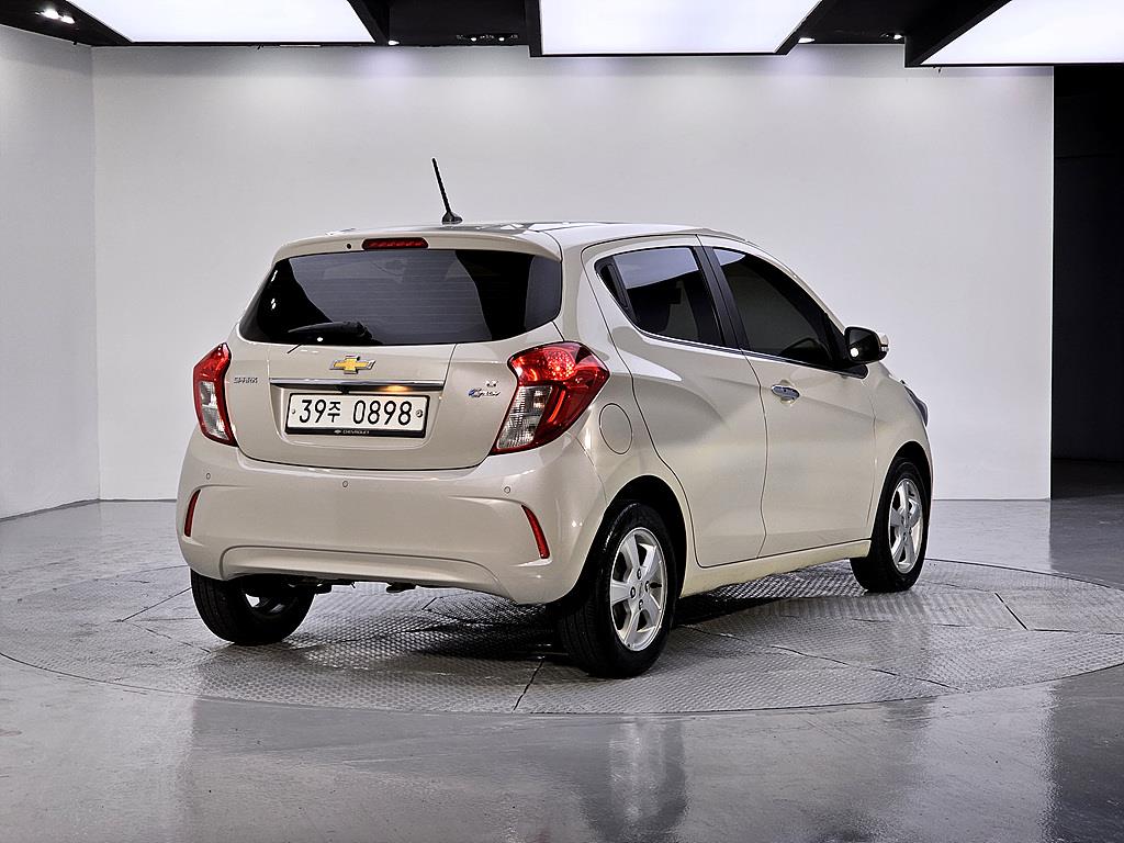 Chevrolet Spark - Vista 4