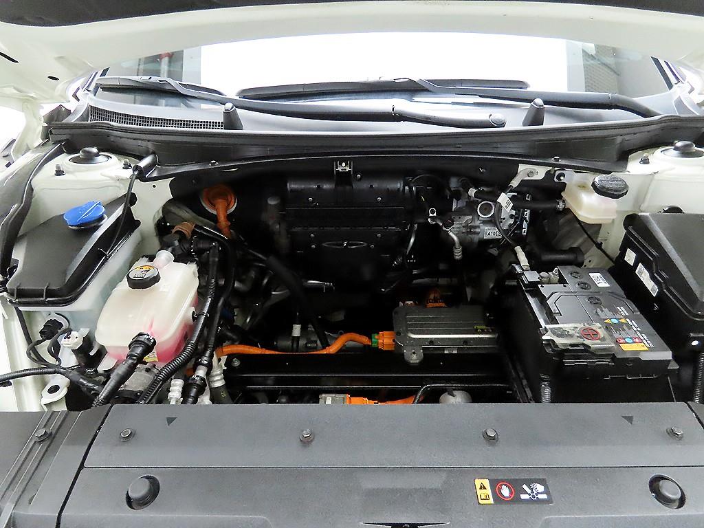 KIA EV6 2022 Blanco - Importación desde Corea - HF Imports Iquique - Foto 19