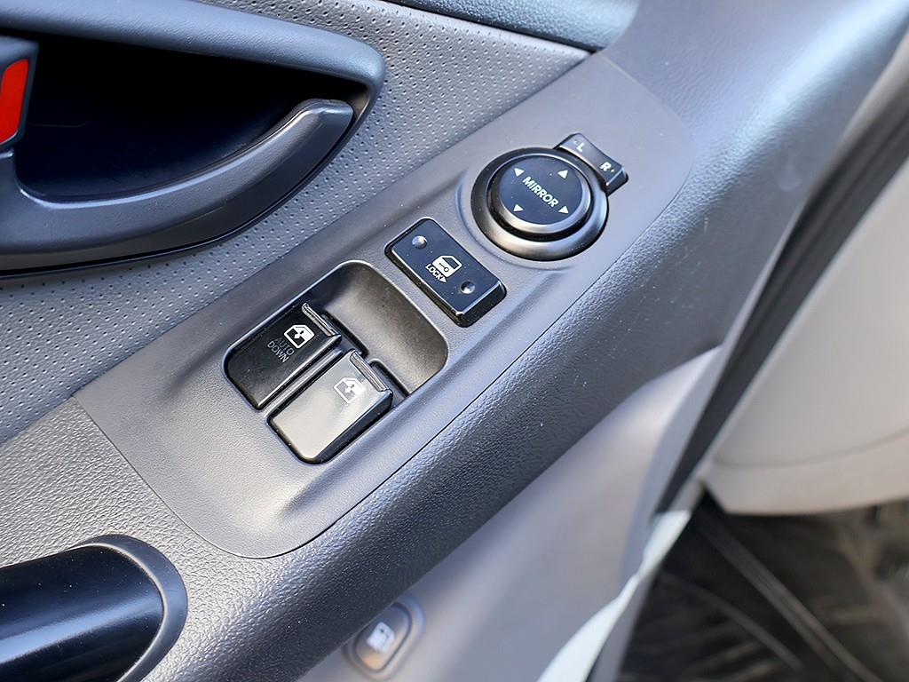 HYUNDAI Starex 2014 Gris - Importación desde Corea - HF Imports Iquique - Foto 12