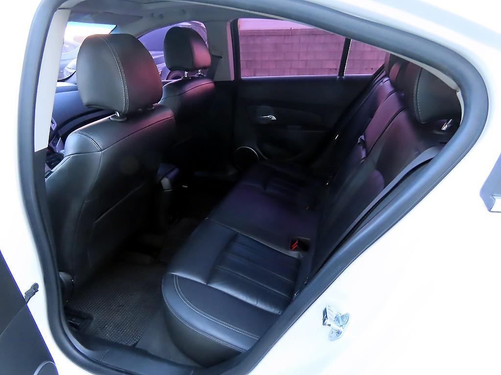 Chevrolet Cruise - Vista 6