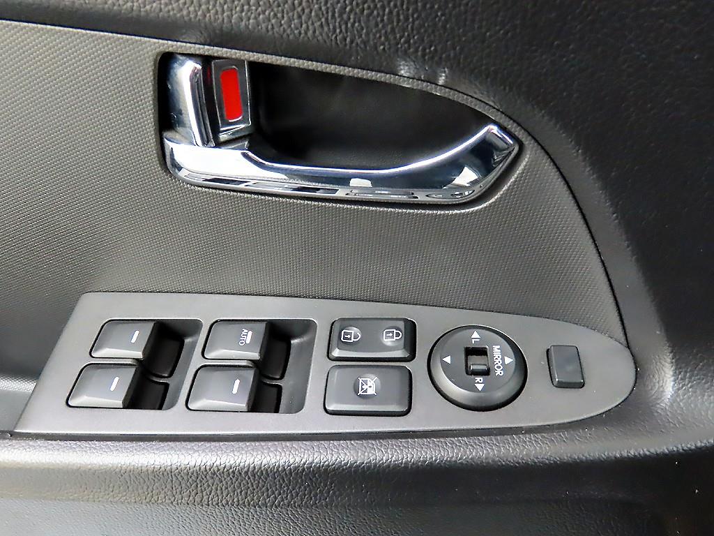 KIA Sportage - Vista 11