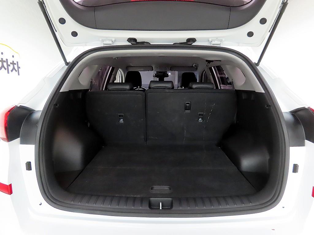 HYUNDAI Tucson - Vista 5