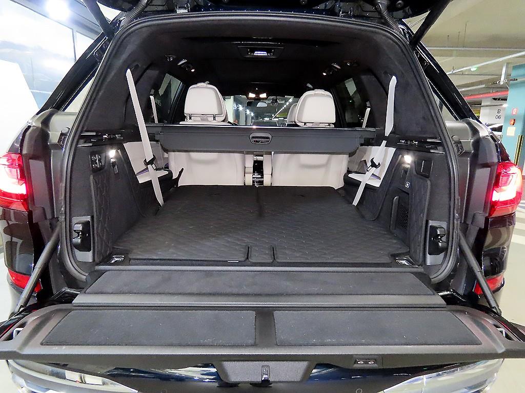 BMW X7 2022 Negro - Importación desde Corea - HF Imports Iquique - Foto 16