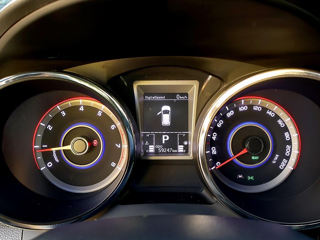 Ssangyong Tivoli - Vista 11