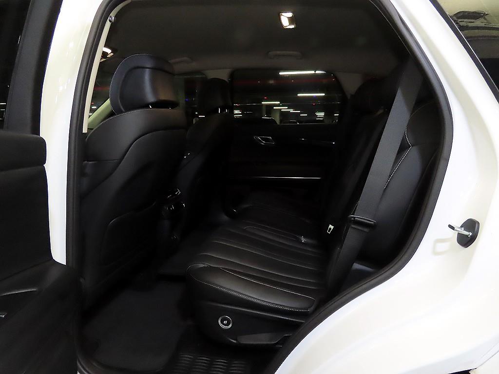 Genesis GV80 - Vista 7