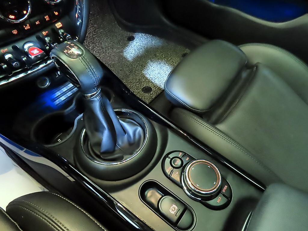 Mini Clubman - Vista 12