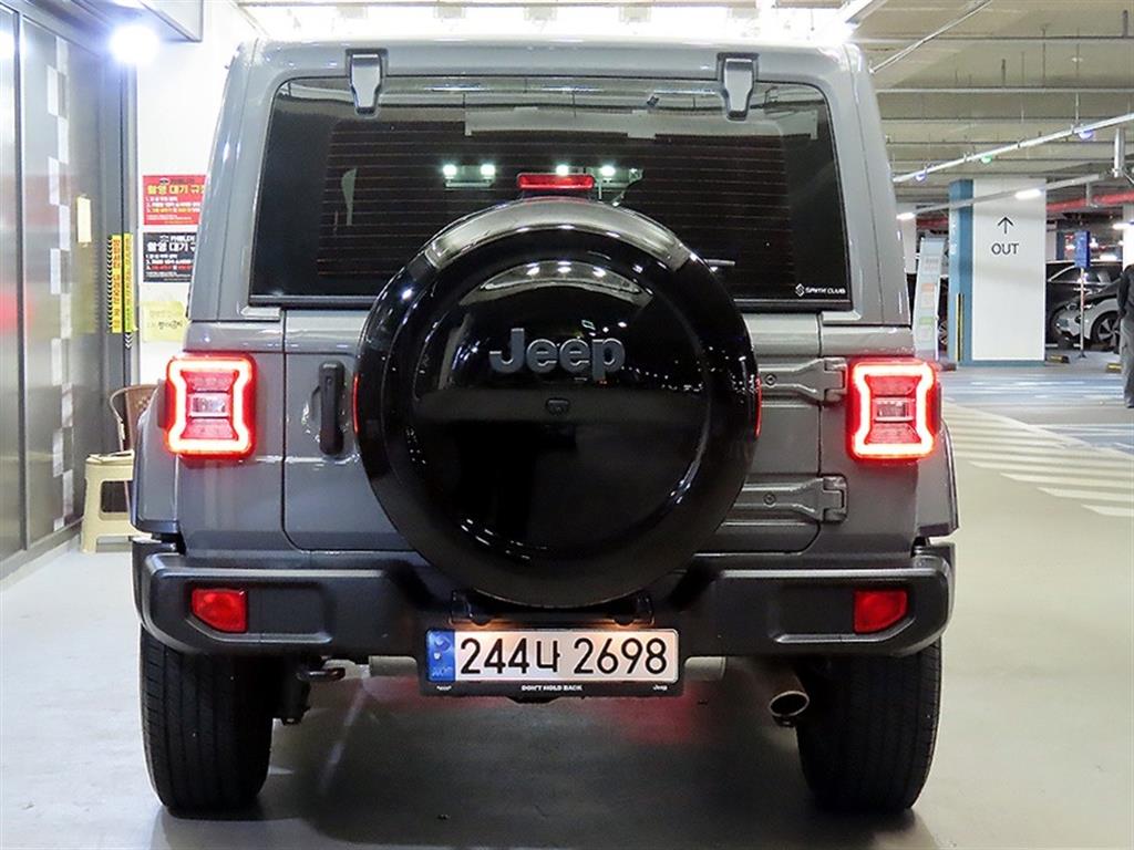 Jeep Wrangler - Vista 5