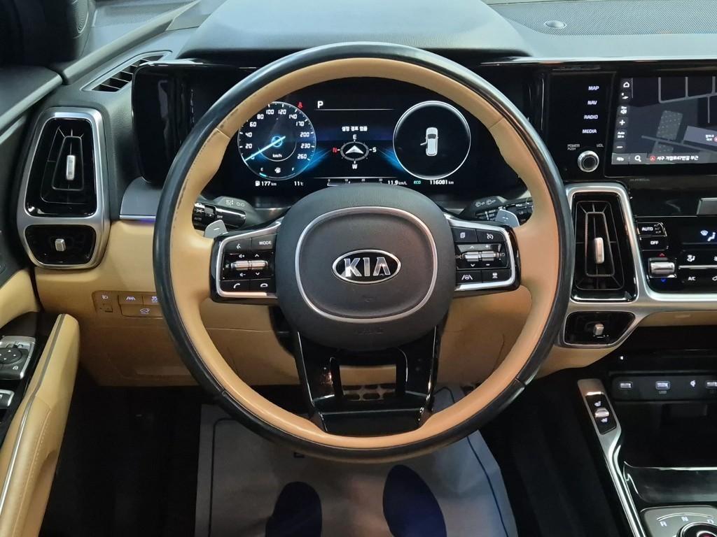 KIA Sorento - Vista 9