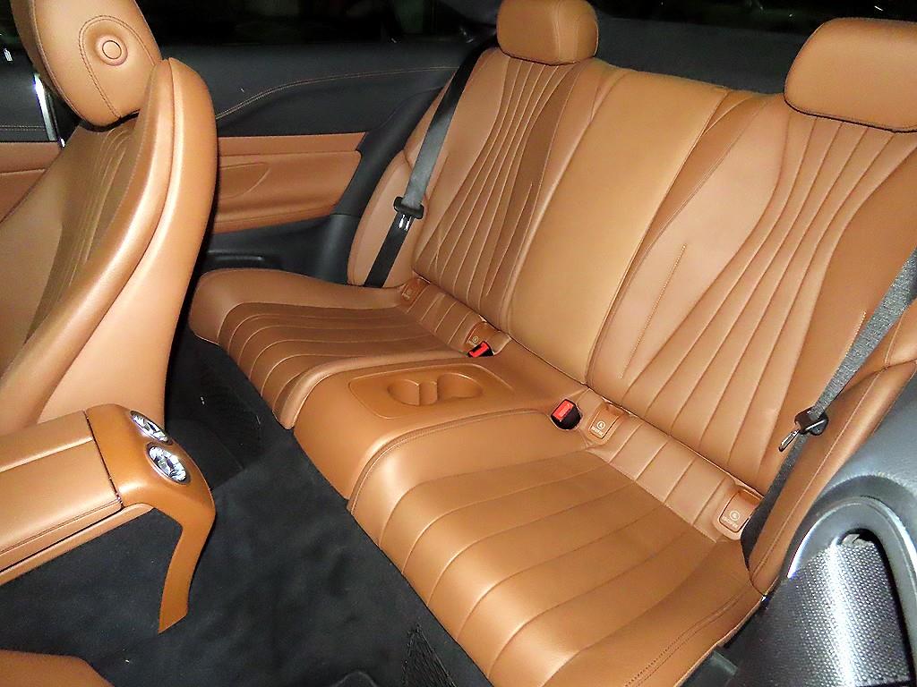 Mercedes Benz E class - Vista 7