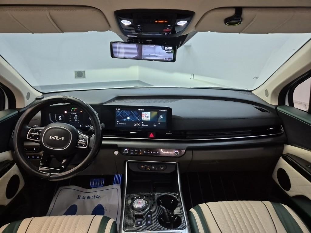 KIA Carnival - Vista 7