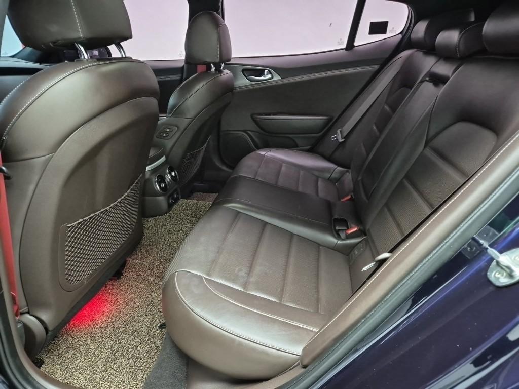 KIA Stinger 2019 Azul - Importación desde Corea - HF Imports Iquique - Foto 17