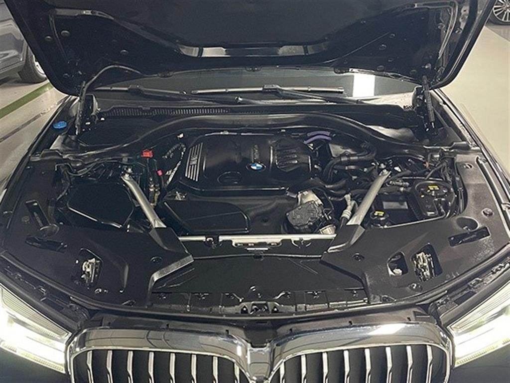 BMW 5 Series 2022 Negro - Importación desde Corea - HF Imports Iquique - Foto 19