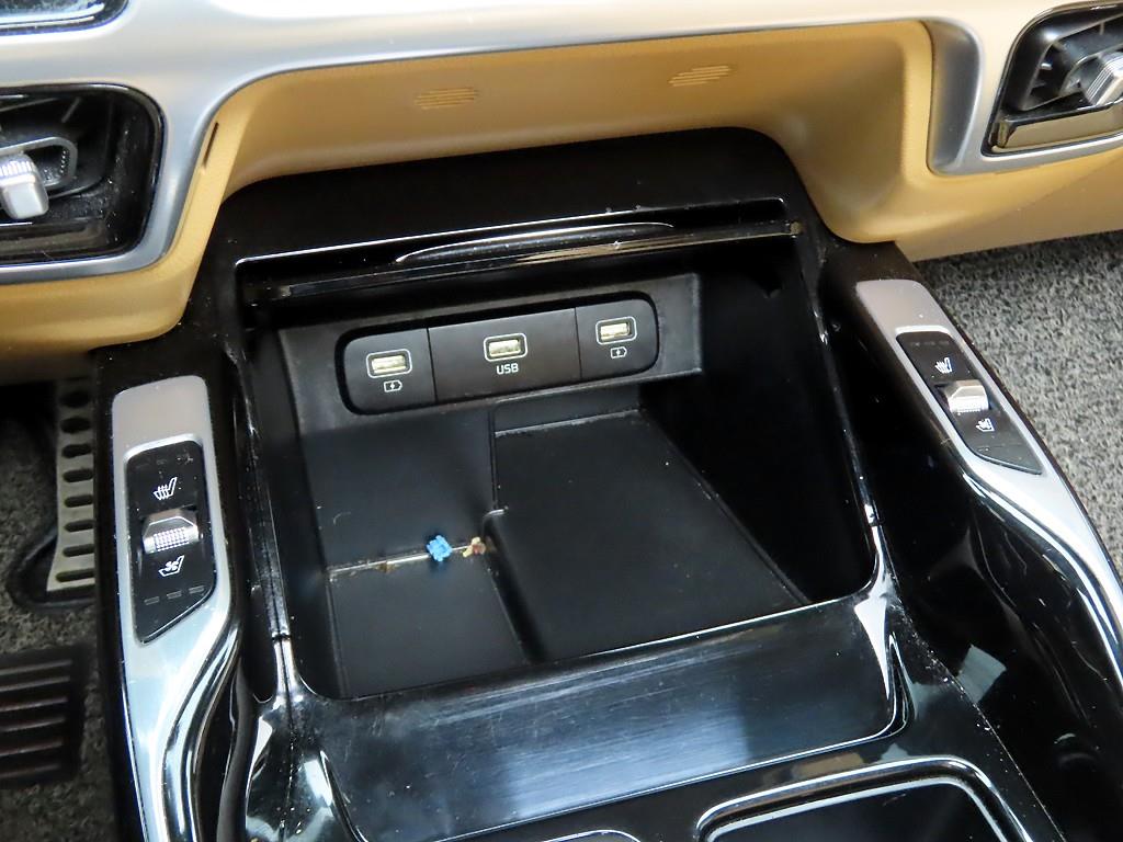 KIA Sorento - Vista 10