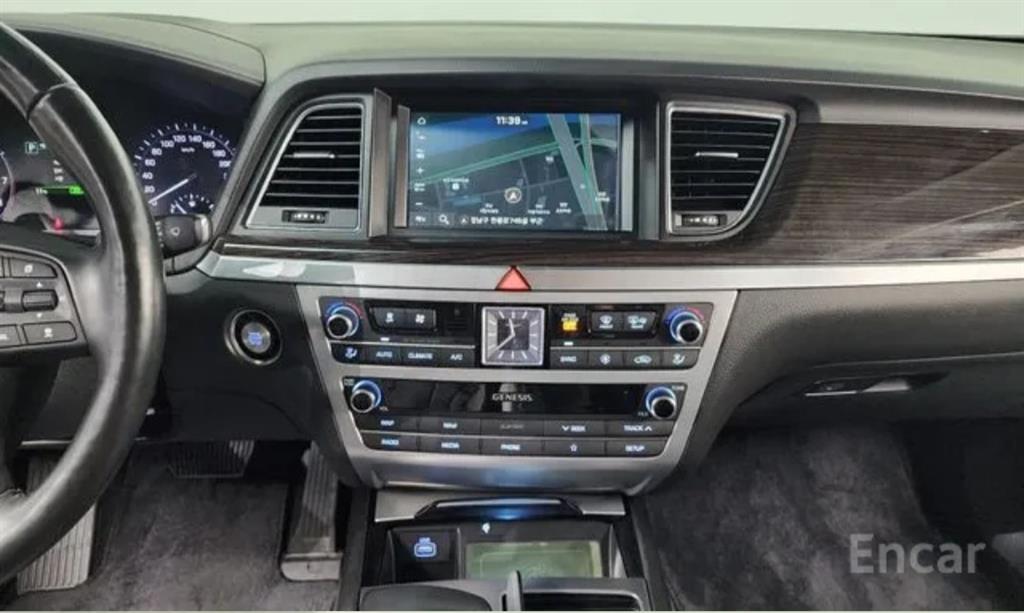 Genesis G80 - Vista 8