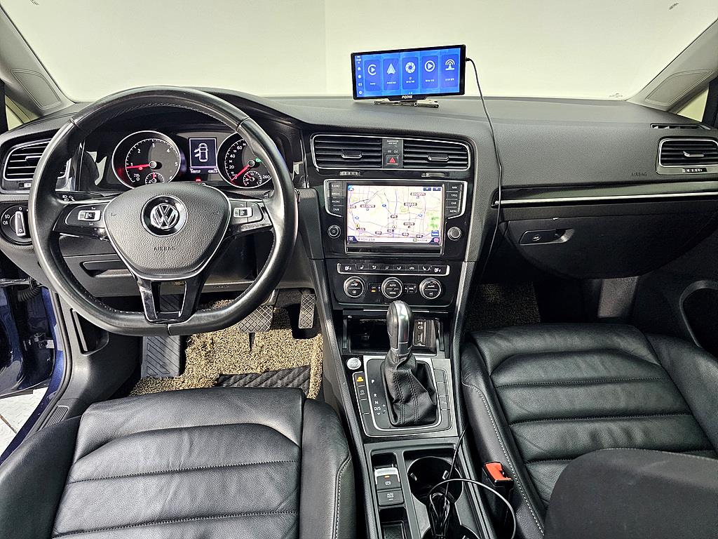 Volkswagen Golf - Vista 5