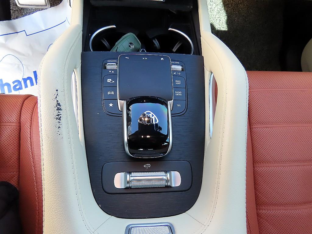 Mercedes Benz GLS Class - Vista 12