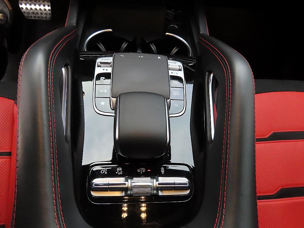 Mercedes Benz GLE Class - Vista 12