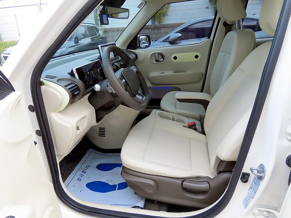 HYUNDAI Casper - Vista 5