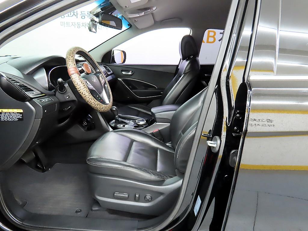 HYUNDAI Santa Fe - Vista 5