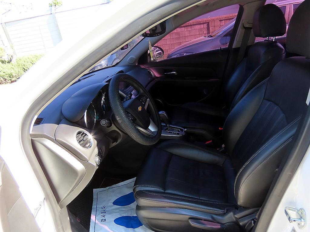 Chevrolet Cruise - Vista 5