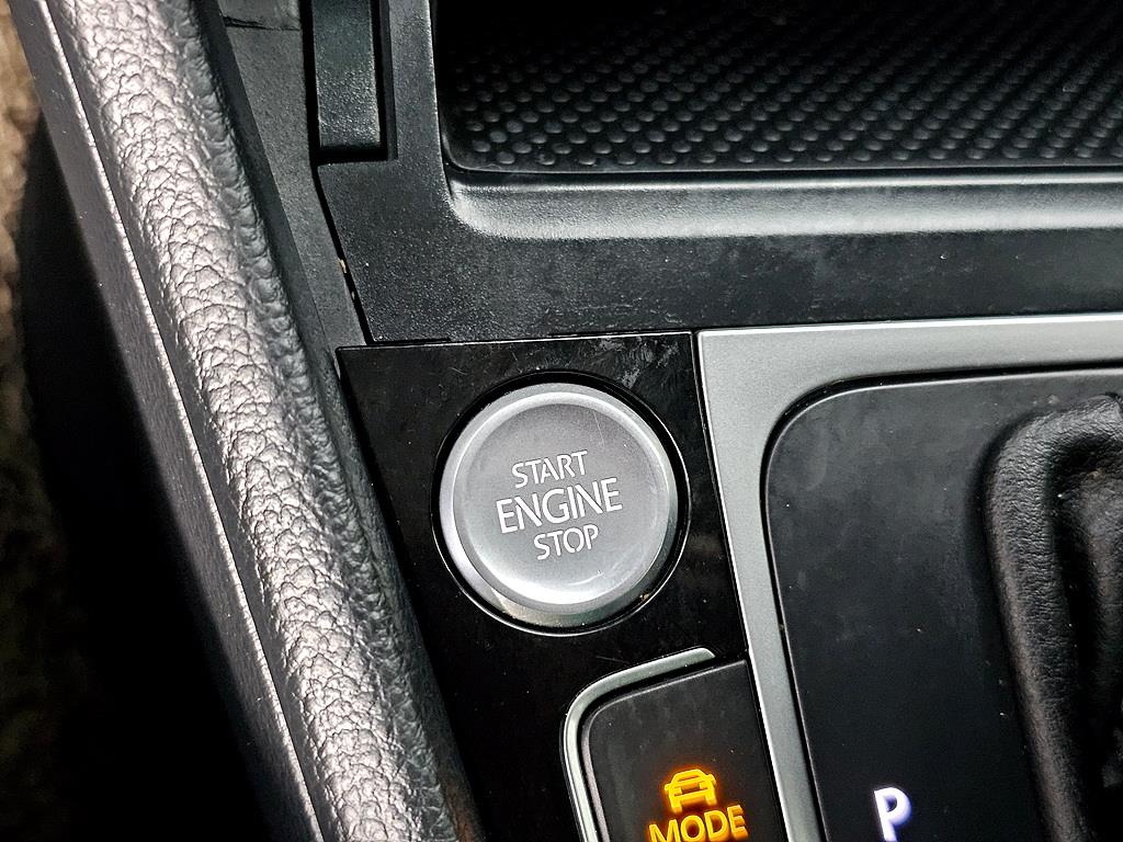 Volkswagen Golf 2015 Azul - Importación desde Corea - HF Imports Iquique - Foto 16