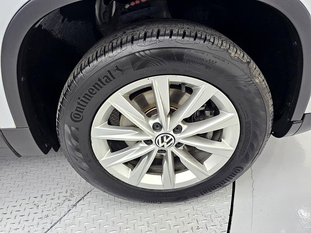 Volkswagen Tiguan 2015 Gris - Importación desde Corea - HF Imports Iquique - Foto 20