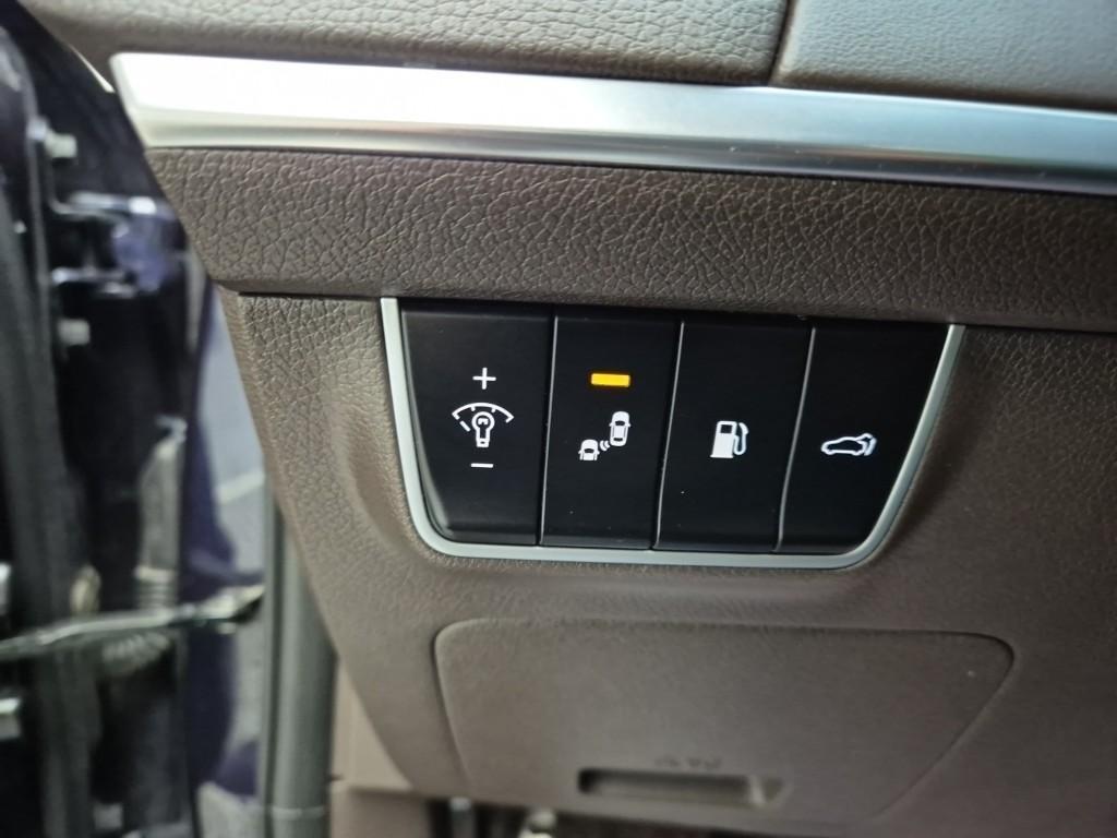 KIA Stinger - Vista 11