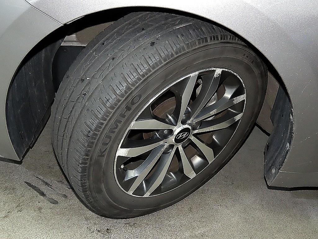 HYUNDAI Grandeur 2012 Gris - Importación desde Corea - HF Imports Iquique - Foto 19