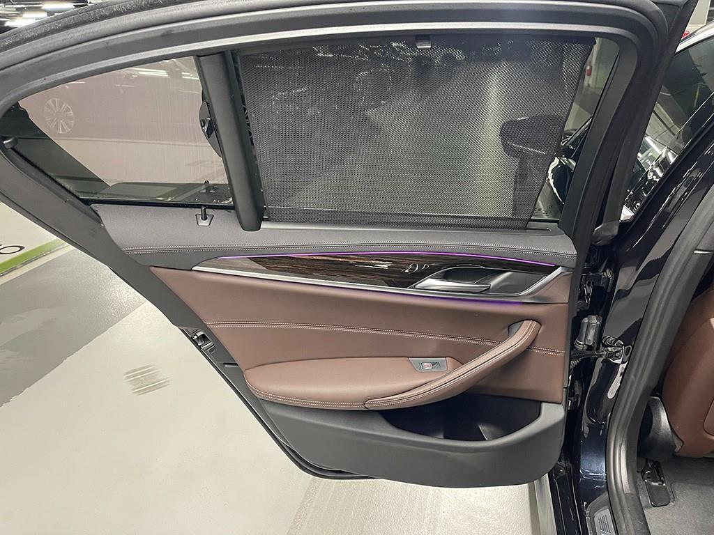 BMW 5 Series 2022 Negro - Importación desde Corea - HF Imports Iquique - Foto 17