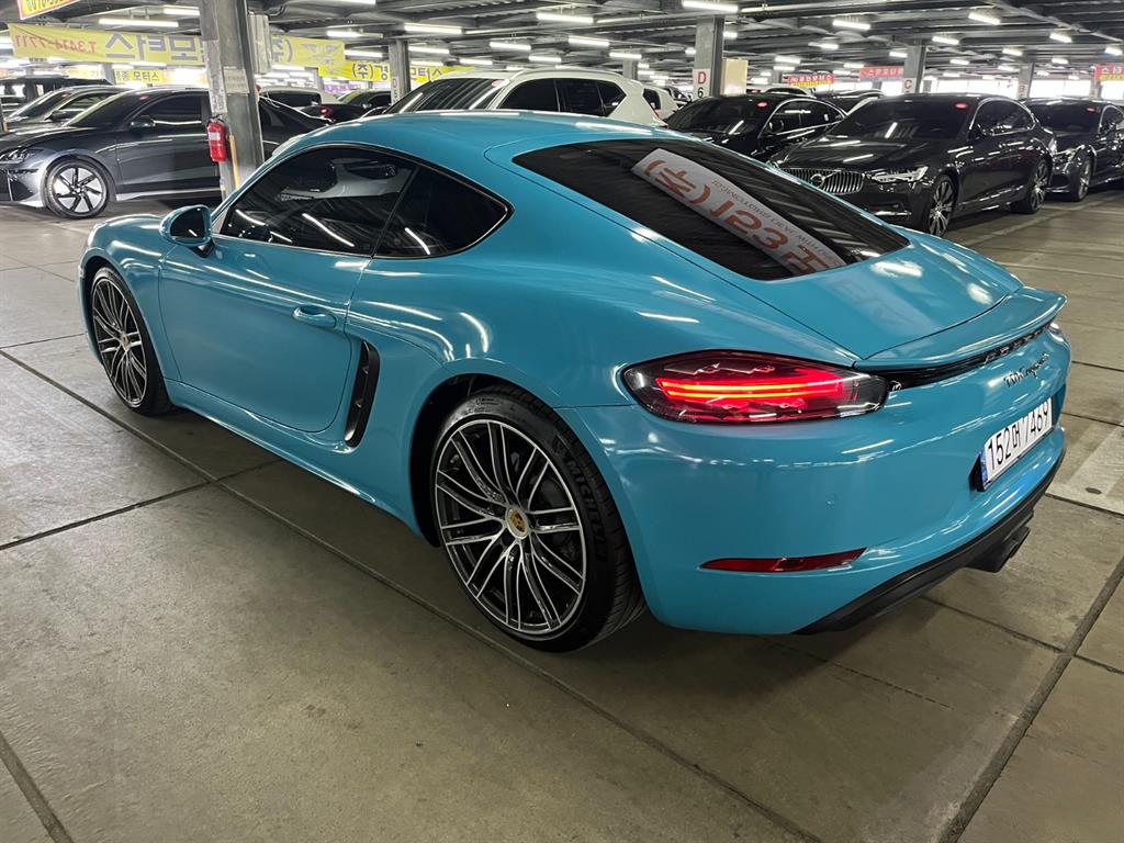 Porsche 718 - Vista 4