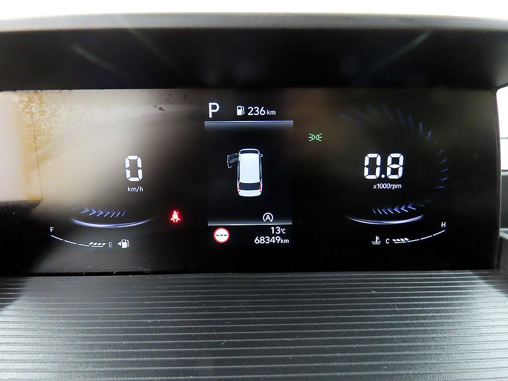 HYUNDAI Staria - Vista 2