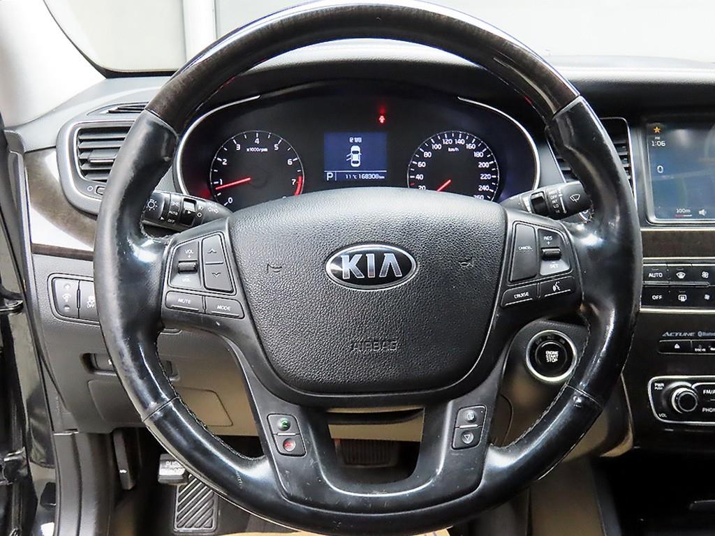 KIA K7 - Vista 9